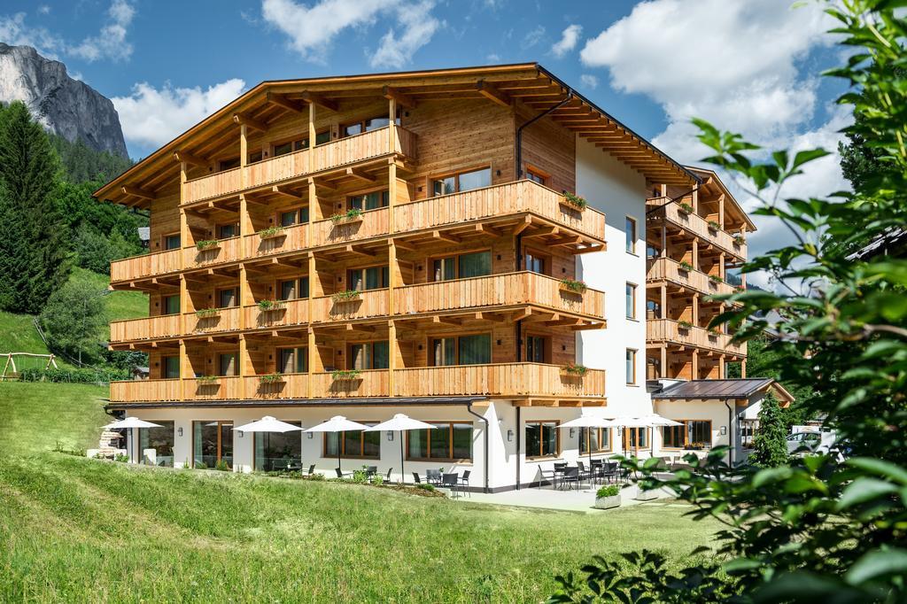 Hotel Miramonti Badia  Exterior photo